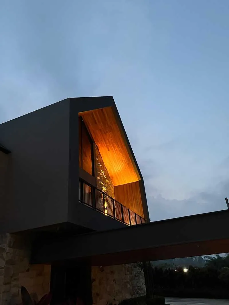 Instalasi seamless WiFi berbasis Omada di Villa Angsana Farm